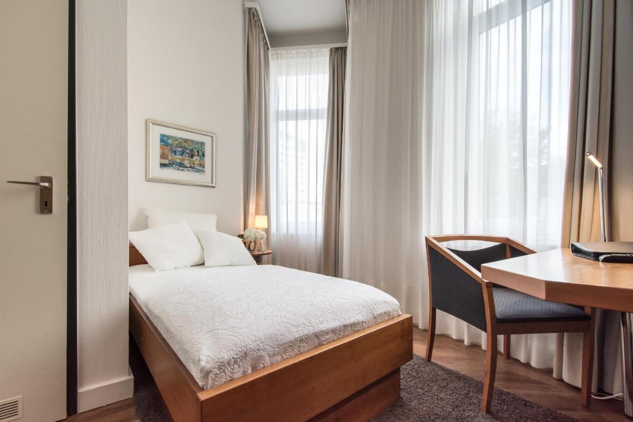 Hotel Friederike مولهايم ان الرور دير المظهر الخارجي الصورة