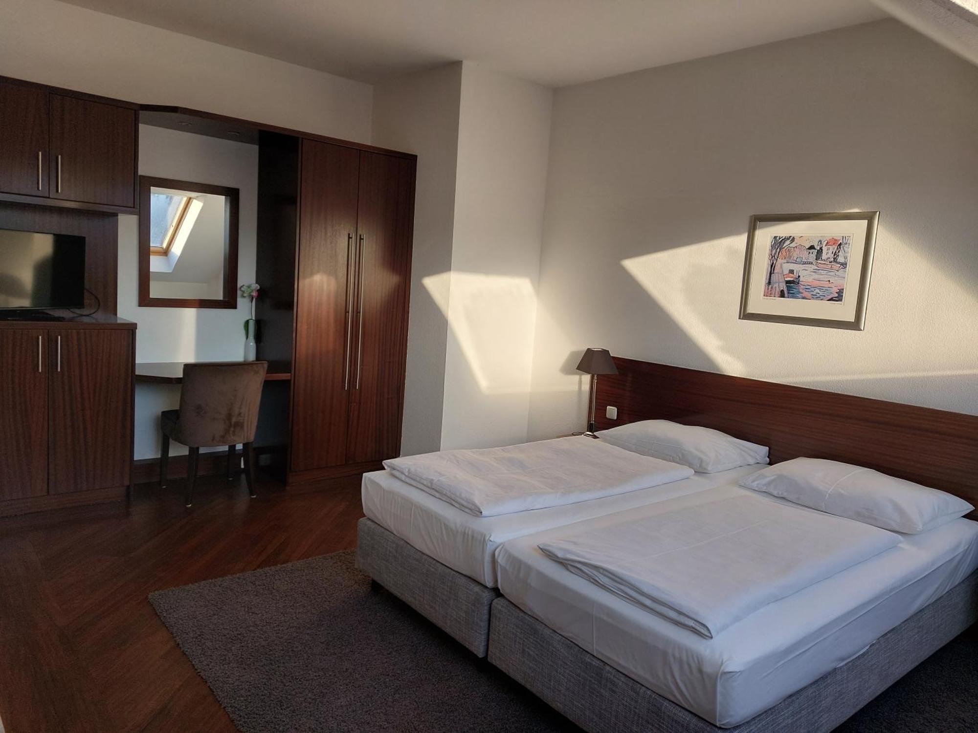 Hotel Friederike مولهايم ان الرور دير المظهر الخارجي الصورة